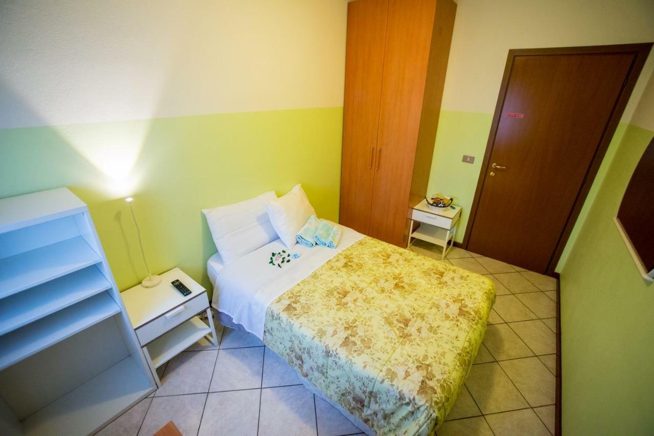 Adria Bella Locazione Turistica Bed and Breakfast Exteriör bild